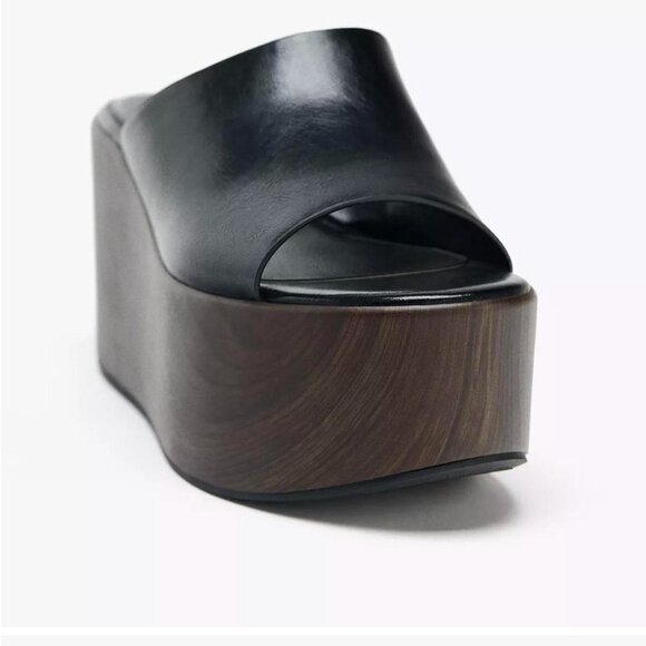 Zara Women's Black Wedge Sandals - Picture 2 of 3
